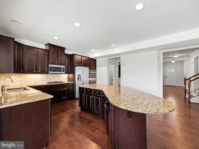 5 TAYLORS HILL WAY, Fredericksburg, VA 22405