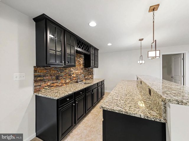 5 TAYLORS HILL WAY, Fredericksburg, VA 22405