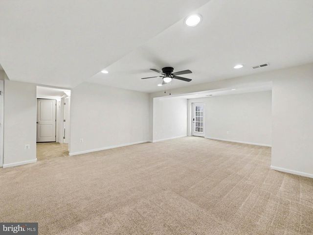 5 TAYLORS HILL WAY, Fredericksburg, VA 22405