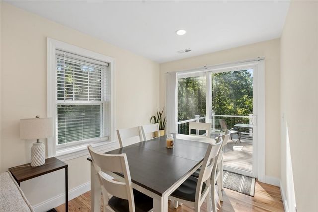 44 California, Tewksbury, MA 01876