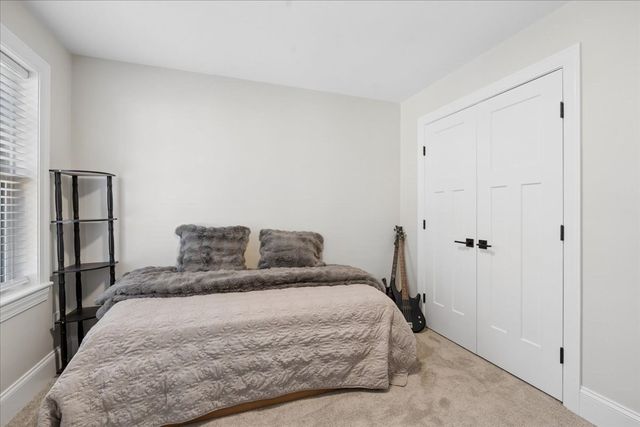 44 California, Tewksbury, MA 01876