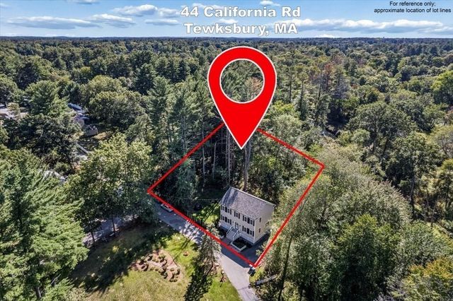 44 California, Tewksbury, MA 01876