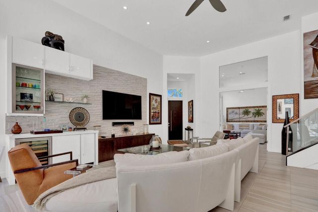 13870 Parc Drive, Palm Beach Gardens, FL 33410