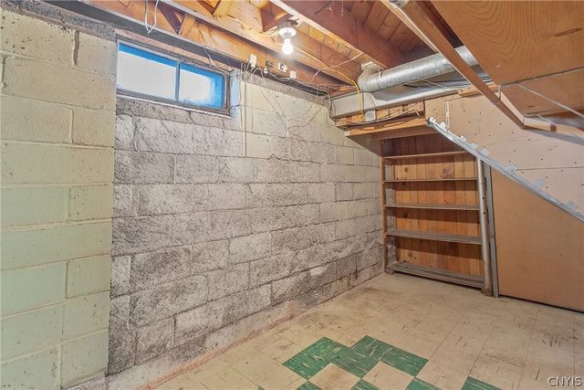 708 Orwood Place, Salina, NY 13208