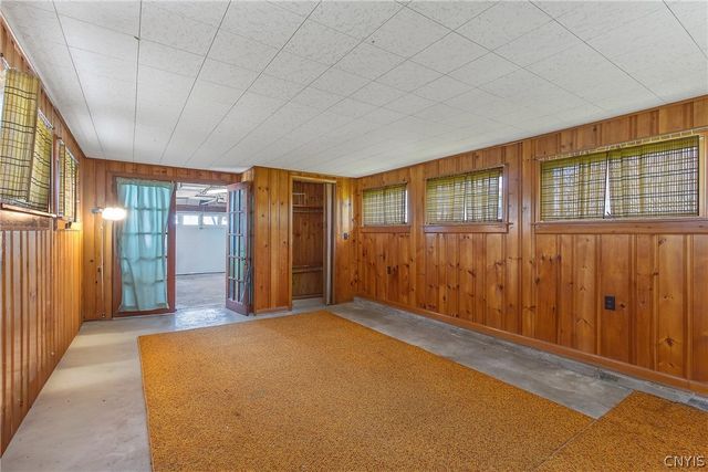 708 Orwood Place, Salina, NY 13208