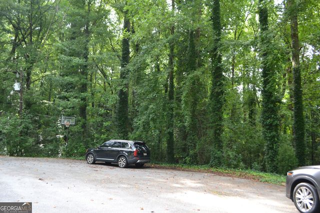 6150 S SKYLINE Drive, Douglasville, GA 30135