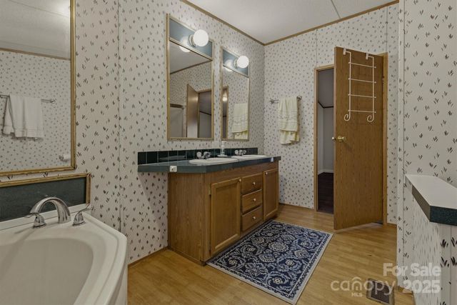 8862 Rhodhiss Road, Connelly Springs, NC 28612