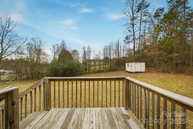 8862 Rhodhiss Road, Connelly Springs, NC 28612