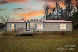 8862 Rhodhiss Road, Connelly Springs, NC 28612