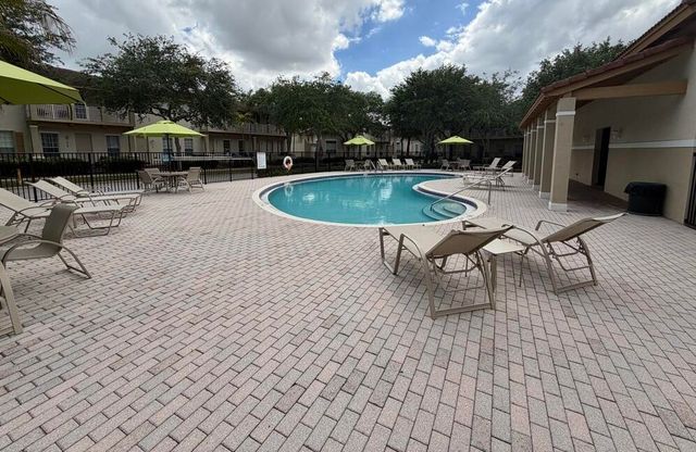 2403 NW 7th Street, Boynton Beach, FL 33426