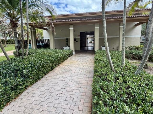2403 NW 7th Street, Boynton Beach, FL 33426