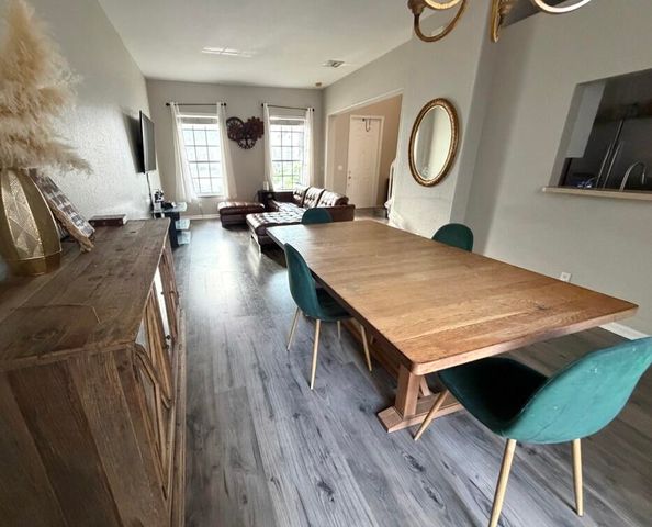 2403 NW 7th Street, Boynton Beach, FL 33426