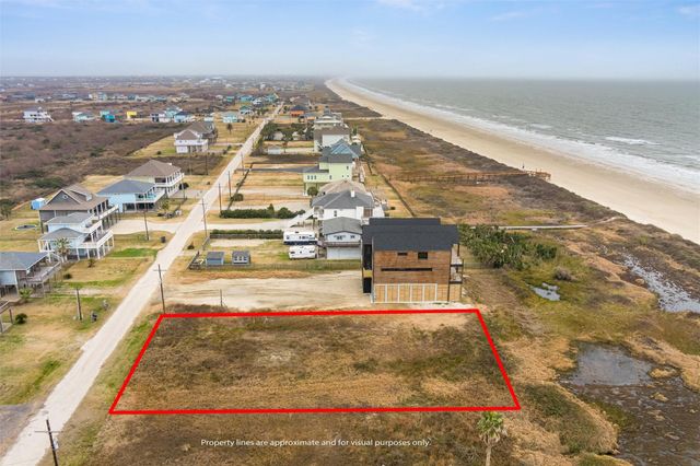 338 Atkinson Street, Crystal Beach, TX 77650