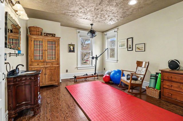 303 S Courtland Street, Hart, MI 49420