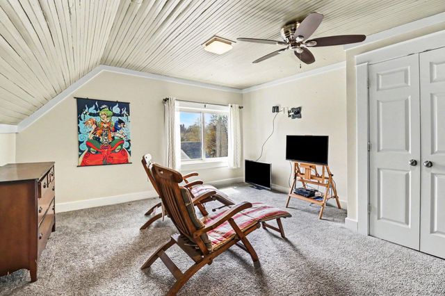 303 S Courtland Street, Hart, MI 49420