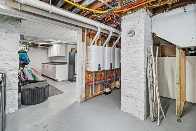 303 S Courtland Street, Hart, MI 49420