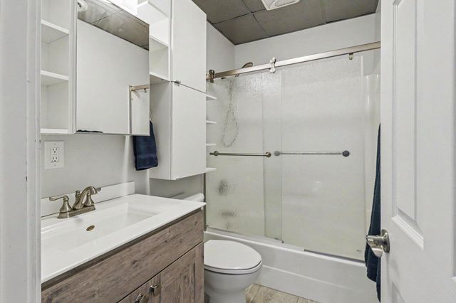 303 S Courtland Street, Hart, MI 49420