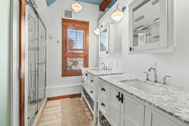 303 S Courtland Street, Hart, MI 49420