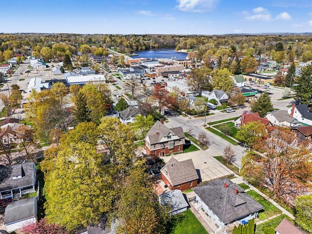 303 S Courtland Street, Hart, MI 49420