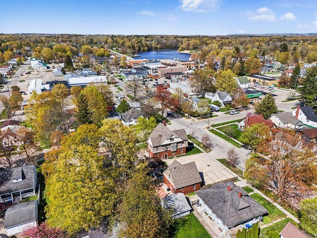 303 S Courtland Street, Hart, MI 49420