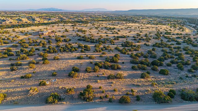 64 Chisholm Trail, Santa Fe, NM 87506