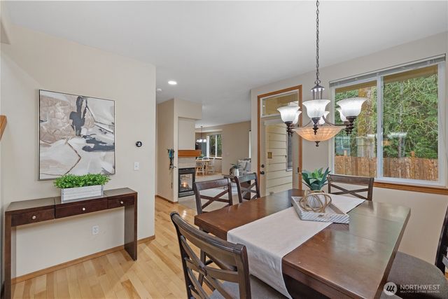 20228 11th Avenue W, Lynnwood, WA 98036