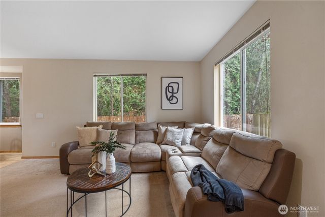 20228 11th Avenue W, Lynnwood, WA 98036