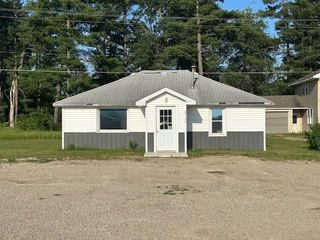 4716 N Clare Avenue & 4718, Harrison, MI 48625