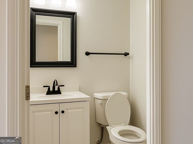 8258 Champion Trail, Fairburn, GA 30213