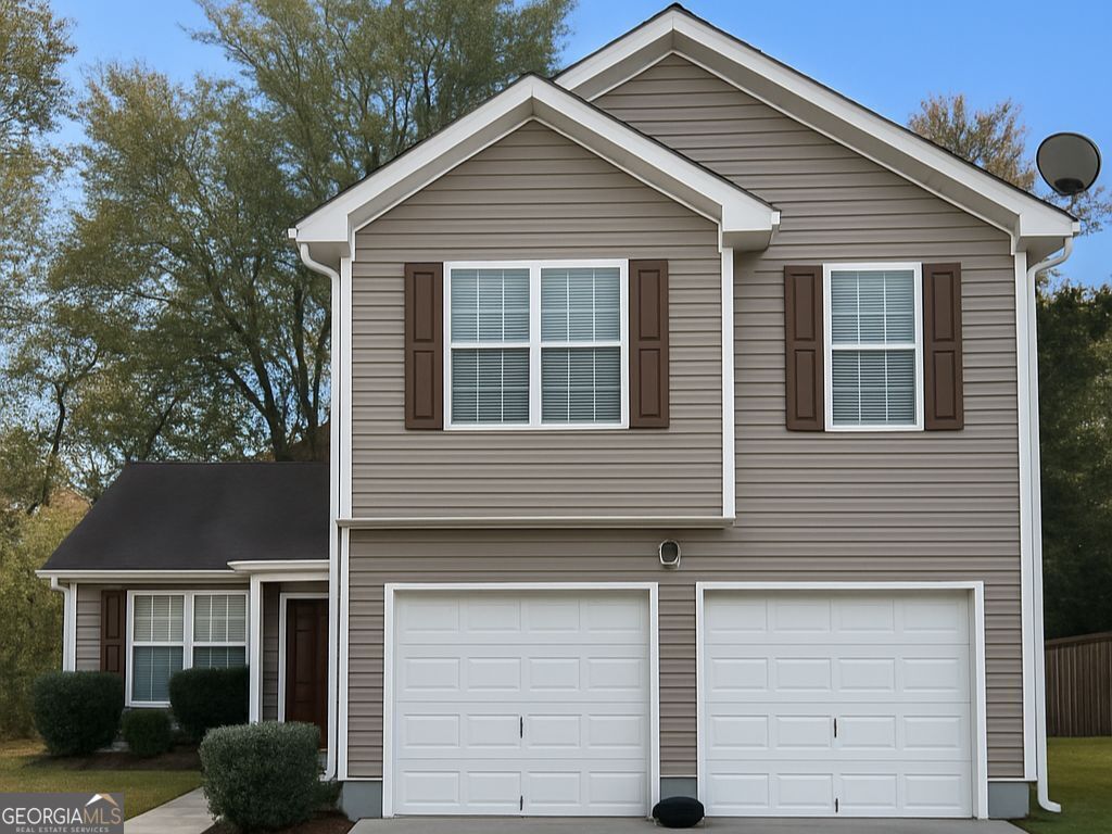 8258 Champion Trail, Fairburn, GA 30213