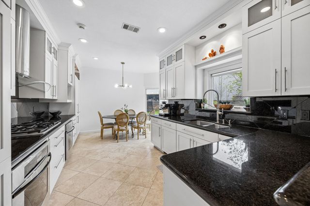 3813 Byron Street, West University Place, TX 77005