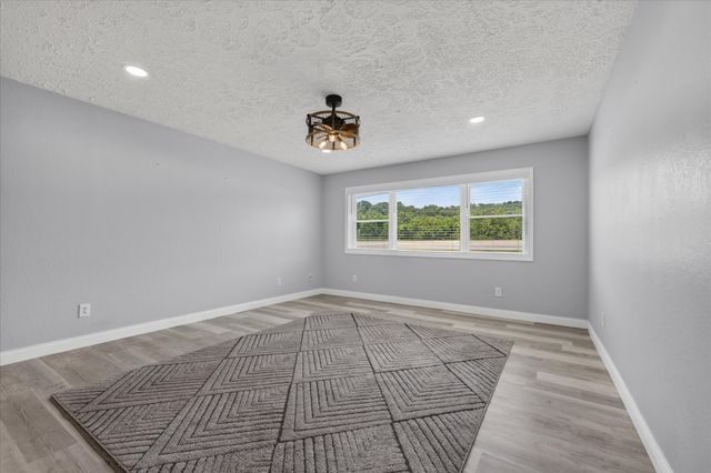 1508 Highway 79, Dover, TN 37058