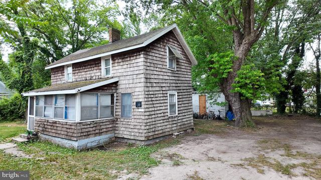 100 BROWN LN, Laurel, DE 19956