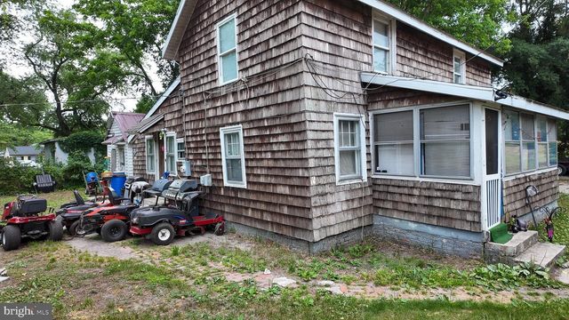 100 BROWN LN, Laurel, DE 19956
