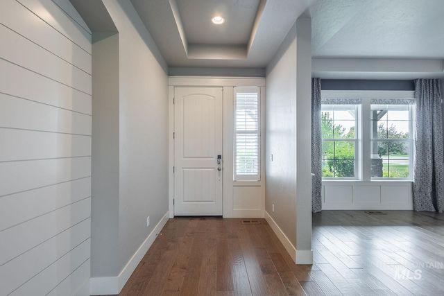 2097 N World Cup Way, Eagle, ID 83616