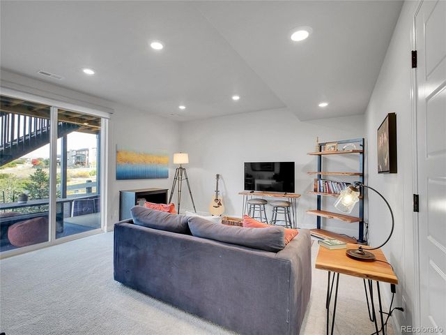 6906 Oak Canyon Cir, Castle Pines, CO 80108