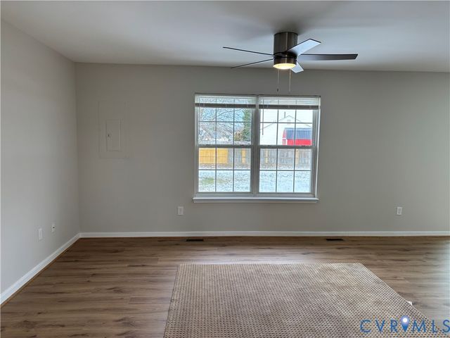 9520 Brant Ln, Glen Allen, VA 23060