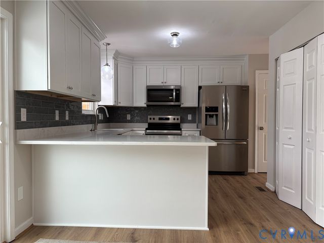 9520 Brant Ln, Glen Allen, VA 23060