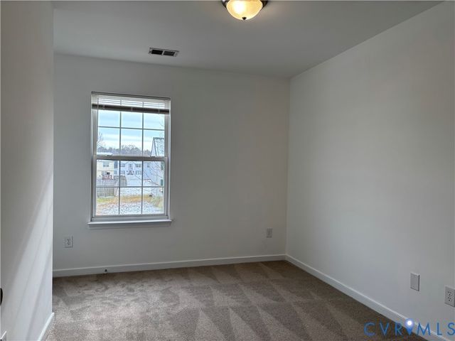 9520 Brant Ln, Glen Allen, VA 23060