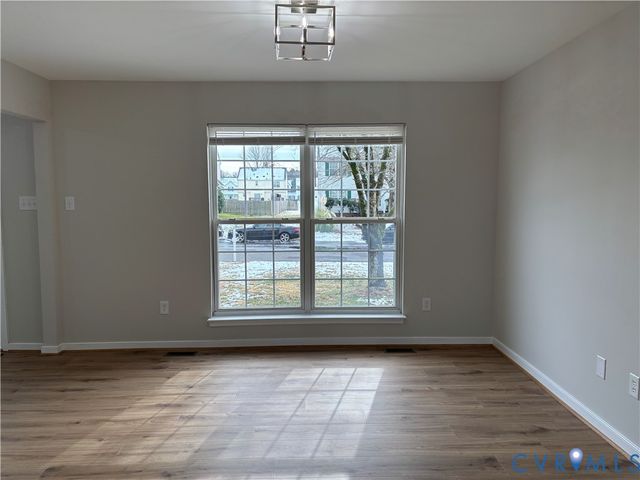 9520 Brant Ln, Glen Allen, VA 23060