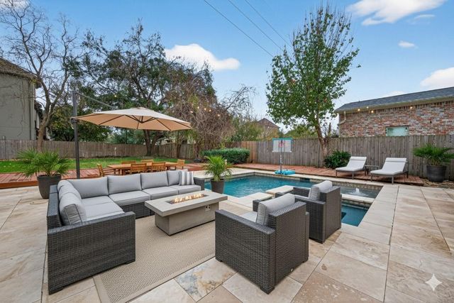 2115 Foreland Drive, Houston, TX 77077