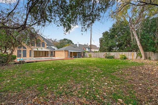 2115 Foreland Drive, Houston, TX 77077