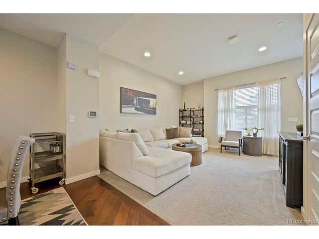 10064 Belvedere Cir, Lone Tree, CO 80124