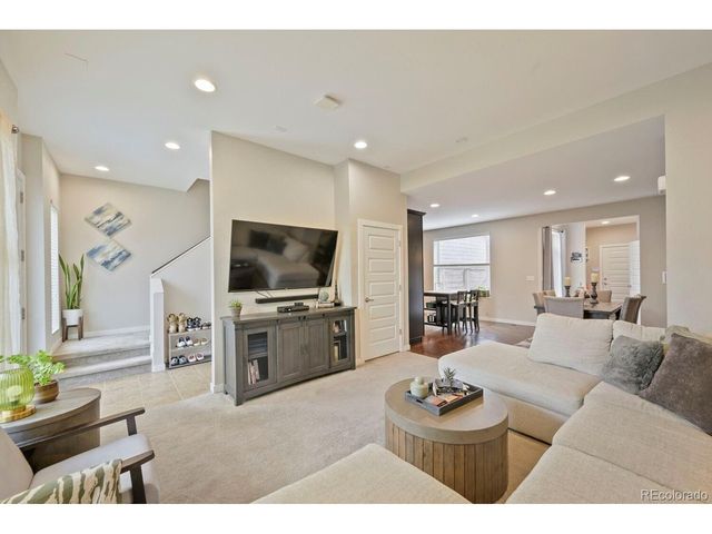 10064 Belvedere Cir, Lone Tree, CO 80124