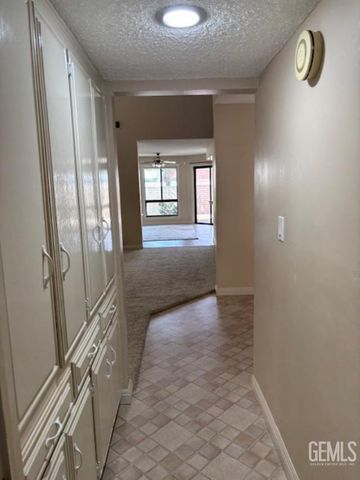 2300 El Portal Drive 69, Bakersfield, CA 93309