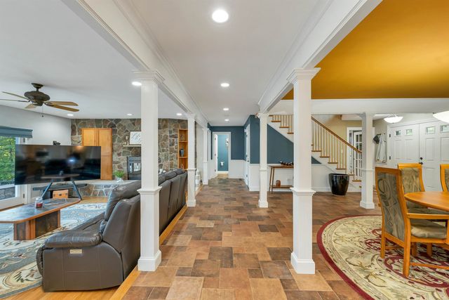 75 Long Pond Road, Dunbarton, NH 03046