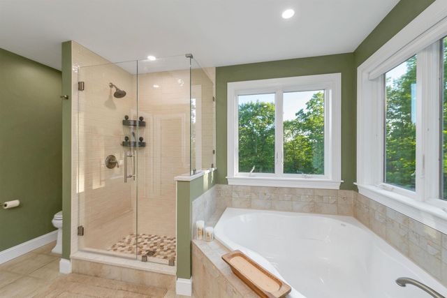 75 Long Pond Road, Dunbarton, NH 03046