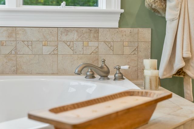 75 Long Pond Road, Dunbarton, NH 03046