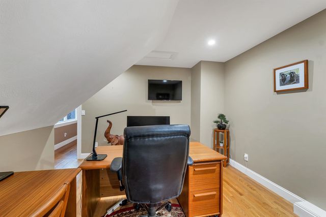 75 Long Pond Road, Dunbarton, NH 03046