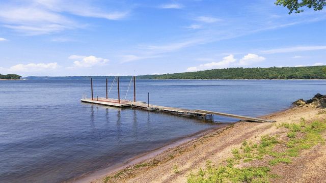 186 Cove Court, Hudson, WI 54016